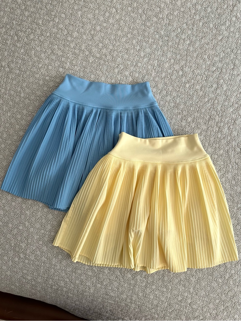 Pleated A-Line Mini Skirt Skorts - Set of Two Blue & Light Yellow Size XS
